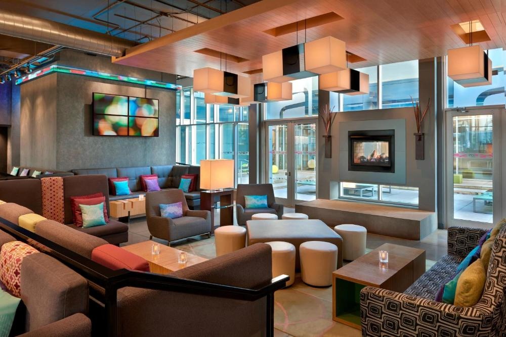 Aloft Vaughan Mills